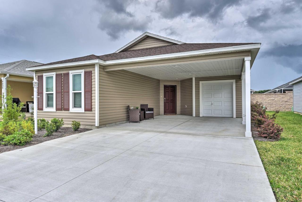 Quiet Home In The Villages With Pool Access! Eksteriør billede